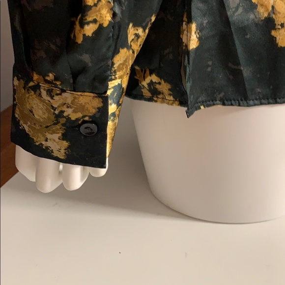 Silky Dennis Basso Blouse - Picture 4 of 7